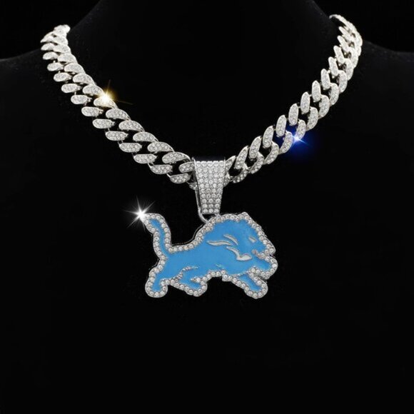 Hot selling jewelry fashion blue lion team necklace jewelry